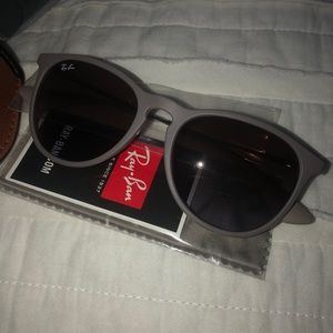 Dark Rubber Sand Erika Sunglasses